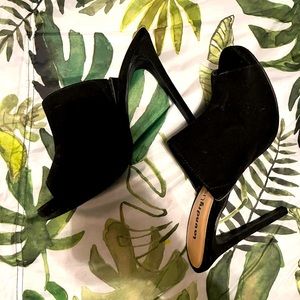 Sexy suede like heels -8.5